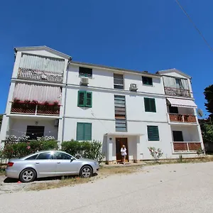 Appartamento Paris, Rovigno